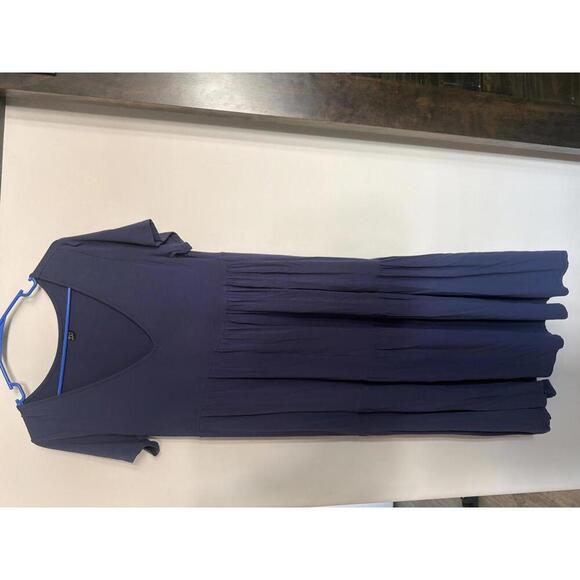 SHEIN Dresses & Skirts - SHEIN Navy Blue Tiered V-Neck Midi Dress Size M